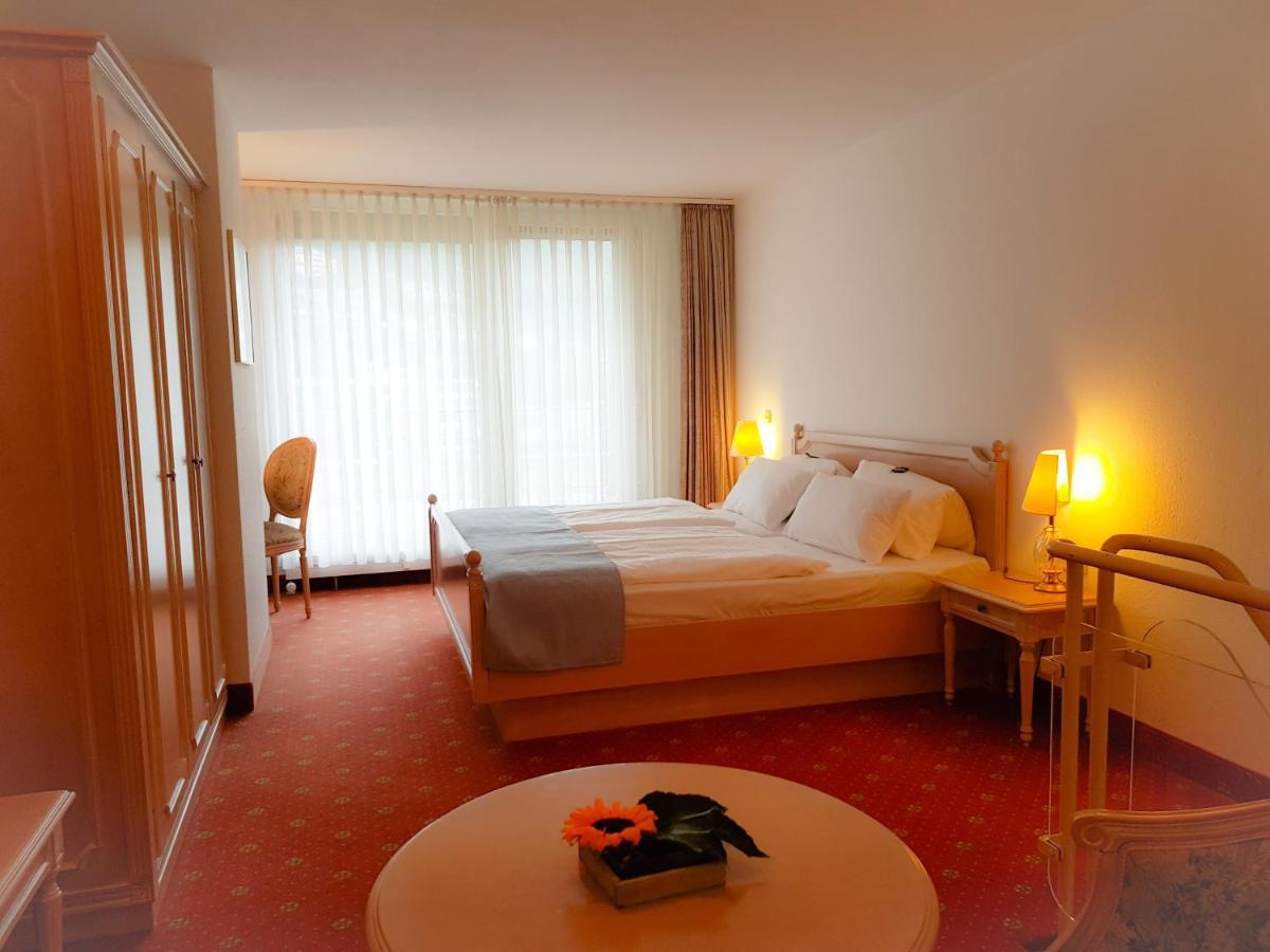 Hotel Graf Eberhard Bad Urach Exterior photo