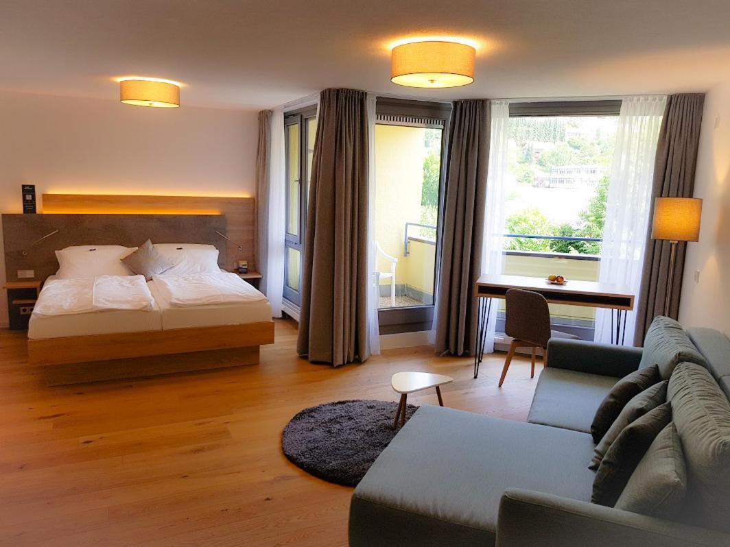 Hotel Graf Eberhard Bad Urach Exterior photo